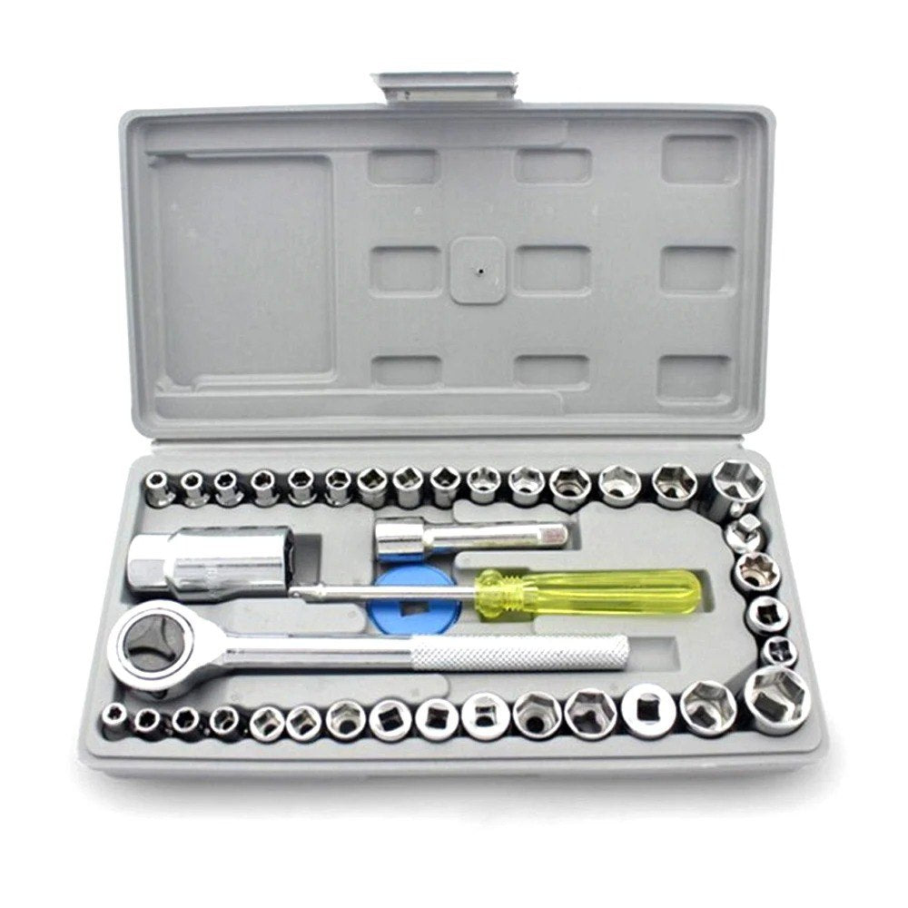 Caisse De 40 Clés À Douilles Mixtes 1/4″ Et 3/8″. ..........ملاحظة 👌السعر (بعد التخفيض 250ألف فقط)