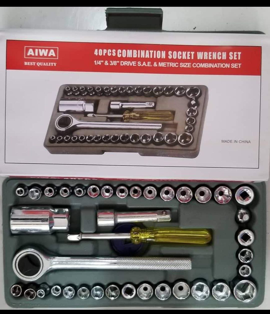 Caisse De 40 Clés À Douilles Mixtes 1/4″ Et 3/8″. ..........ملاحظة 👌السعر (بعد التخفيض 250ألف فقط)